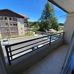 Departamento Pucon Nuevo, Vista Al Volcan
